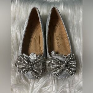 Lauren Lorraine Sparkling Silver Girls Flats with Bow Size 9.5
Holiday Shoes,NIB